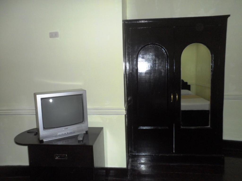 Vest Grand Suites Panglao Δωμάτιο φωτογραφία